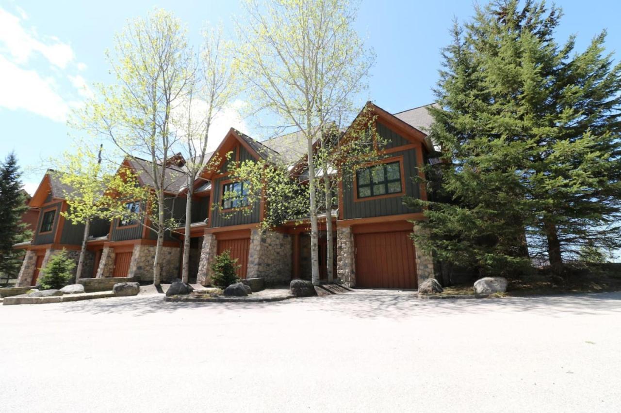 Luxury Mountain Escape- Equinoxe 140-1 Villa Mont-Tremblant Exterior photo